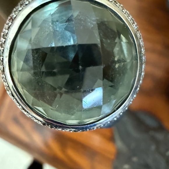 David Yurman Silver Ring with Light Green Gemstone - Picture 2 of 6